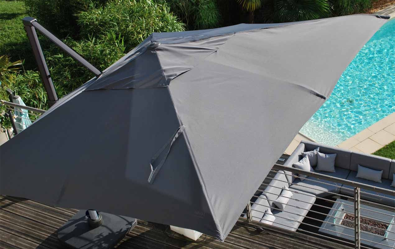 Päikesevari Comfort Antracito koos raskusplaadi ja kaitsekattega