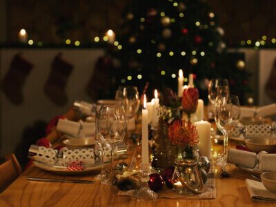 Kuidas kaasata kaasaegset disaini traditsioonilisse jõuluõhtu laua kaunistusse?