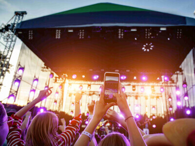 Kompaktne ürituste ruum: lava, ostlemis- ja puhkealad